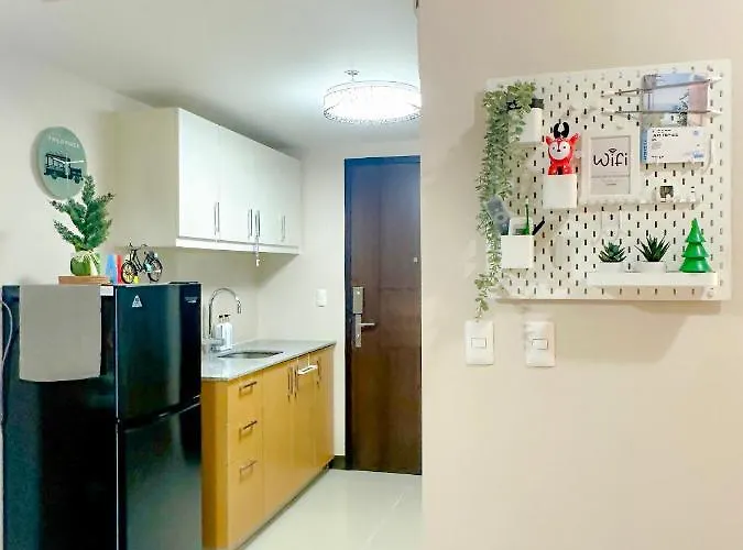 Apartamento 1br Bgc Uptown Modern Netflix 200mb Wifi *