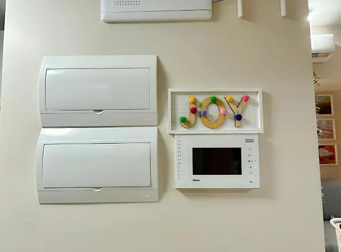 Apartamento 1br Bgc Uptown Modern Netflix 200mb Wifi